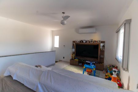 Sala 2 de casa para alugar com 3 quartos, 260m² em Serra Grande, Niterói