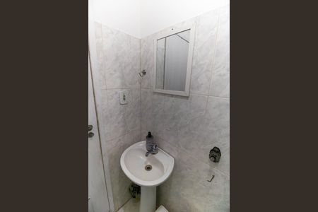 Casa à venda com 260m², 3 quartos e 8 vagas Casa à venda com 260m², 3 quartos e 8 vagasBanheiro de serviço