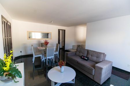 Sala de casa para alugar com 3 quartos, 260m² em Serra Grande, Niterói