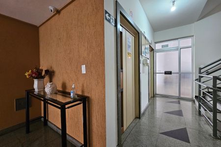 Apartamento para alugar com 40m², 1 quarto e 1 vaga Apartamento para alugar com 40m², 1 quarto e 1 vagaHall