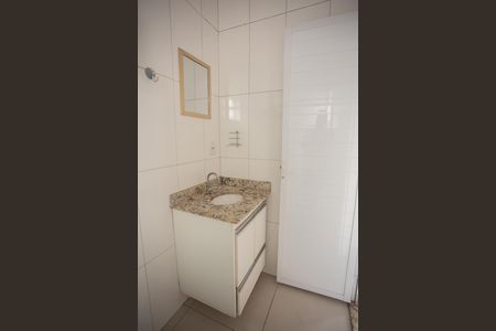 Apartamento para alugar com 28m², 1 quarto e sem vaga Apartamento para alugar com 28m², 1 quarto e sem vagaBANHEIRO