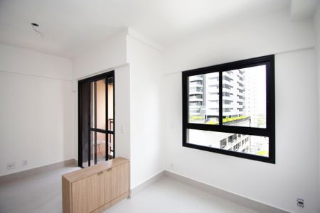 quarto de kitnet/studio para alugar com 1 quarto, 24m² em Sumarezinho, São Paulo