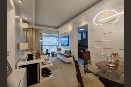 Sala de apartamento à venda com 2 quartos, 70m² em Recreio dos Bandeirantes, Rio de Janeiro