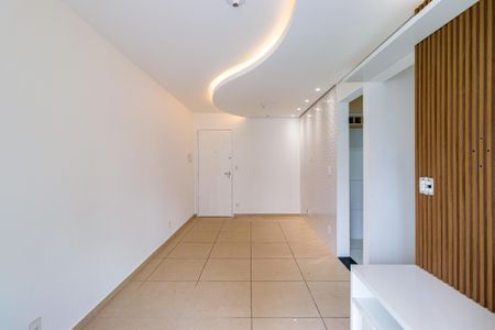 Apartamento para alugar com 40m², 1 quarto e 2 vagasSala