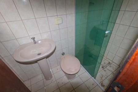 Casa para alugar com 260m², 4 quartos e 2 vagasBanheiro 4