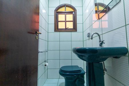 Casa para alugar com 260m², 4 quartos e 2 vagasBanheiro 3