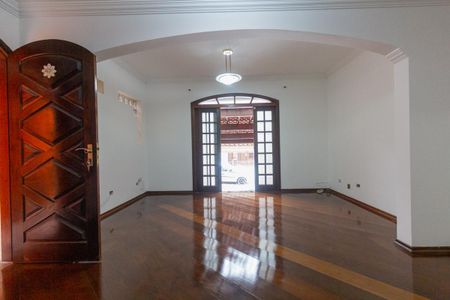 Casa para alugar com 260m², 4 quartos e 2 vagasSala