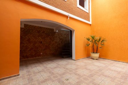 Casa para alugar com 260m², 4 quartos e 2 vagasQuintal