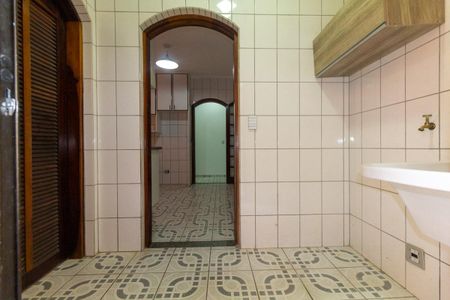 Casa para alugar com 260m², 4 quartos e 2 vagasÁrea de Serviço