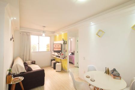 Sala de apartamento para alugar com 2 quartos, 47m² em Cosmos, Rio de Janeiro