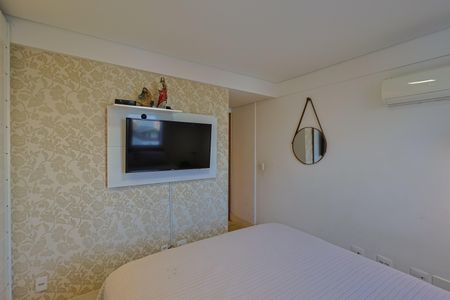 Apartamento à venda com 112m², 4 quartos e 3 vagasQuarto 2