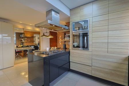 Apartamento à venda com 112m², 4 quartos e 3 vagasCozinha