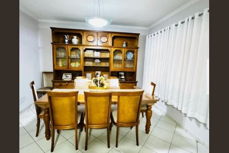 Casa à venda com 2 quartos, 199m² em Vila Alati, Jundiaí