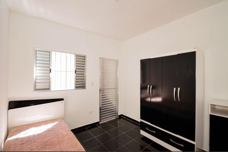 Casa para alugar com 70m², 2 quartos e 2 vagas Casa para alugar com 70m², 2 quartos e 2 vagasQuarto 2 - Edícula