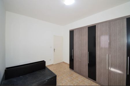 Casa para alugar com 70m², 2 quartos e 2 vagas Casa para alugar com 70m², 2 quartos e 2 vagasQuarto