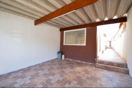 Casa para alugar com 70m², 2 quartos e 2 vagas Casa para alugar com 70m², 2 quartos e 2 vagasGaragem