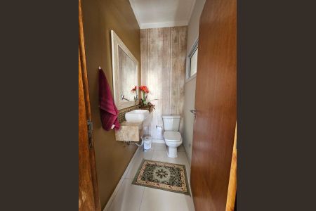 Casa de condomínio à venda com 390m², 3 quartos e 3 vagas