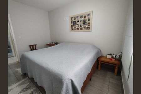 Casa à venda com 229m², 3 quartos e 4 vagas