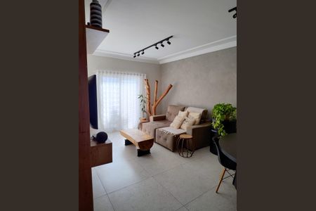 Casa à venda com 229m², 3 quartos e 4 vagas