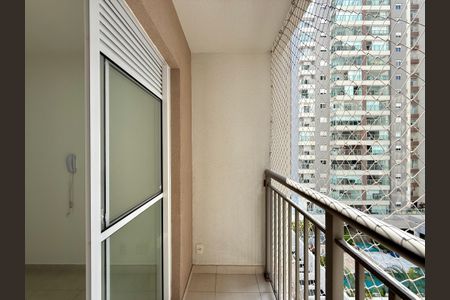 Sacada de apartamento para alugar com 1 quarto, 27m² em Jardim Caravelas, São Paulo
