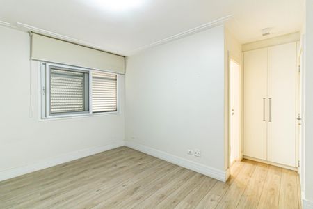 Apartamento para alugar com 120m², 2 quartos e 2 vagas Apartamento para alugar com 120m², 2 quartos e 2 vagasSuíte 2