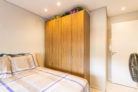 Quarto 1 de apartamento à venda com 2 quartos, 50m² em Jardim Roberto, Osasco