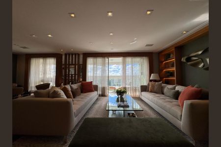 Apartamento à venda com 267m², 3 quartos e 4 vagasFoto 06