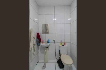 Apartamento à venda com 50m², 2 quartos e sem vaga Apartamento à venda com 50m², 2 quartos e sem vagaBanheiro