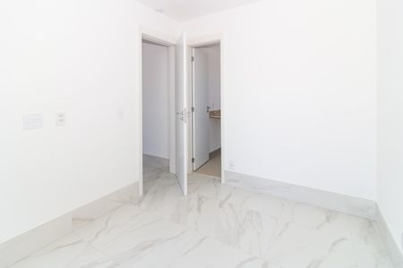 Apartamento à venda com 70m², 2 quartos e 1 vagaSuíte