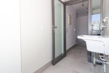 Apartamento à venda com 70m², 2 quartos e 1 vagaÁrea de Serviço