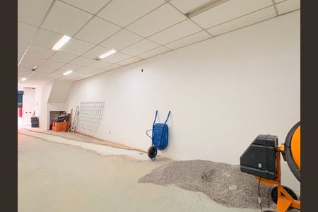 Casa à venda com 310m², 4 quartos e sem vagaSalão piso Inferior