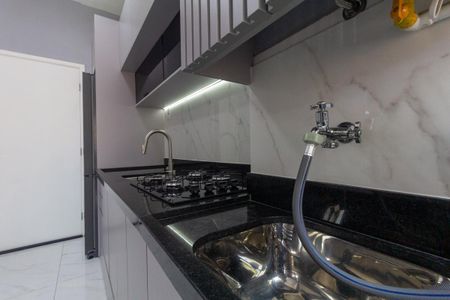 Apartamento para alugar com 36m², 2 quartos e sem vaga Apartamento para alugar com 36m², 2 quartos e sem vagaCozinha e Área de Serviço