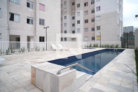 Apartamento para alugar com 36m², 2 quartos e sem vaga Apartamento para alugar com 36m², 2 quartos e sem vagaÁrea comum - Piscina