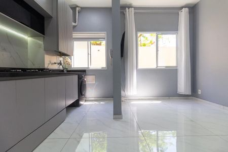 Apartamento para alugar com 36m², 2 quartos e sem vaga Apartamento para alugar com 36m², 2 quartos e sem vagaCozinha e Área de Serviço