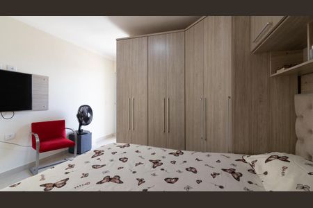 Suíte 1 de casa à venda com 2 quartos, 140m² em Vila Paranagua, São Paulo