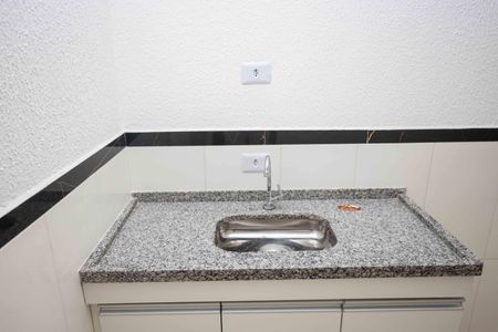 Sala/Cozinha de apartamento para alugar com 1 quarto, 36m² em Vila Clara, São Paulo