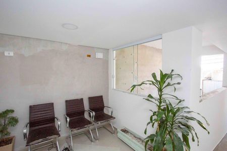 Apartamento para alugar com 38m², 1 quarto e sem vagaHall social