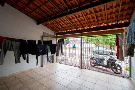 Casa à venda com 125m², 2 quartos e 2 vagasGaragem