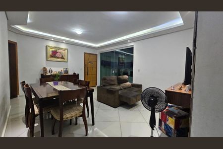 Apartamento à venda com 150m², 3 quartos e 2 vagasFoto 02