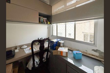 Apartamento à venda com 105m², 3 quartos e 2 vagasQuarto de serviço