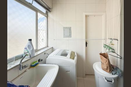 Apartamento à venda com 105m², 3 quartos e 2 vagasÁrea de serviço