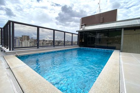 Apartamento à venda com 282m², 5 quartos e 4 vagas Apartamento à venda com 282m², 5 quartos e 4 vagasPiscina