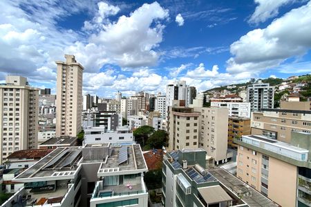 Apartamento à venda com 282m², 5 quartos e 4 vagas