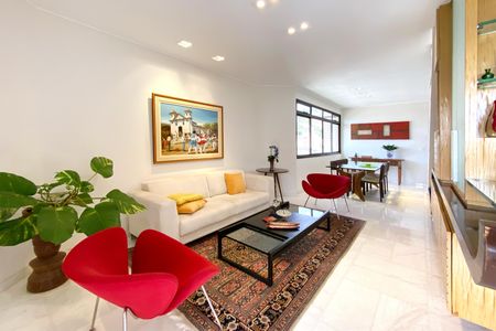 Apartamento à venda com 282m², 5 quartos e 4 vagas Apartamento à venda com 282m², 5 quartos e 4 vagasSala