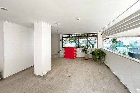 Apartamento à venda com 282m², 5 quartos e 4 vagas Apartamento à venda com 282m², 5 quartos e 4 vagasÁrea comum - Sala Multiuso