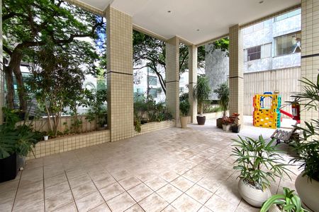 Apartamento à venda com 282m², 5 quartos e 4 vagas Apartamento à venda com 282m², 5 quartos e 4 vagasÁrea comum