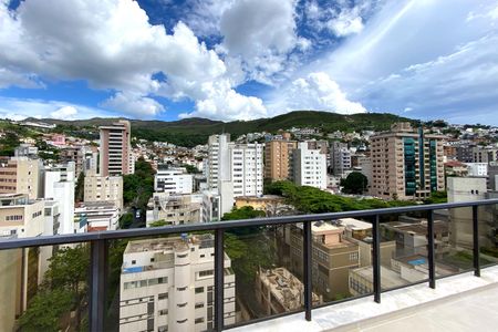 Apartamento à venda com 282m², 5 quartos e 4 vagas Apartamento à venda com 282m², 5 quartos e 4 vagasVista cobertura