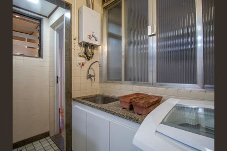 Apartamento à venda com 70m², 3 quartos e 1 vagaÁrea de Serviço