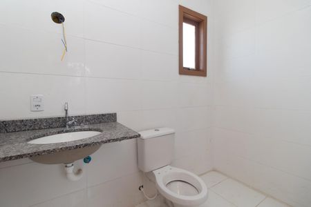 Casa à venda com 130m², 3 quartos e 1 vaga Casa à venda com 130m², 3 quartos e 1 vagaBanheiro da Suíte