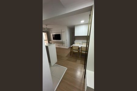 Sala de apartamento à venda com 2 quartos, 69m² em Tijuca, Rio de Janeiro